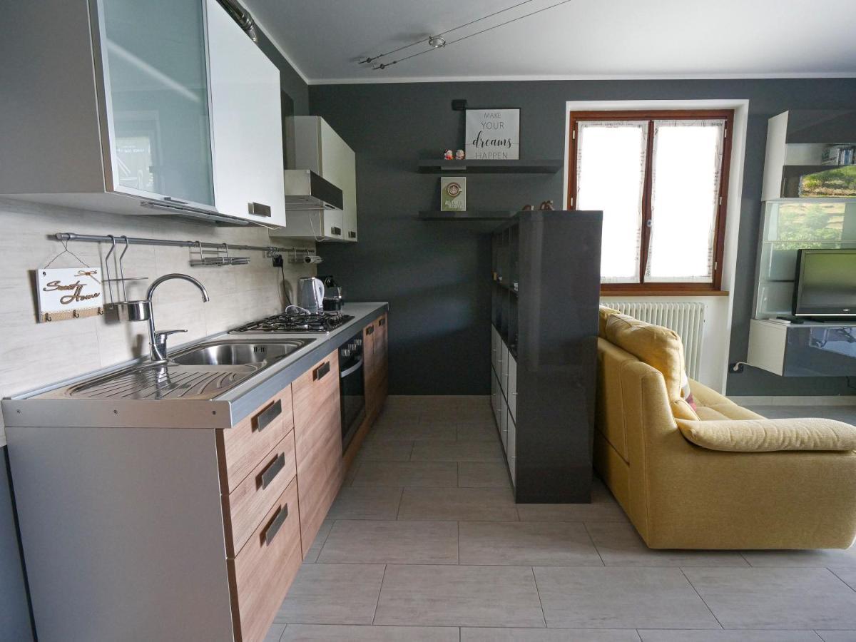 Full Of Colour Apartment Bellano Exterior photo